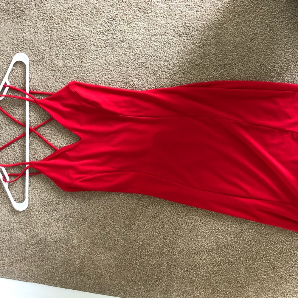 Red strappy bodycon dress